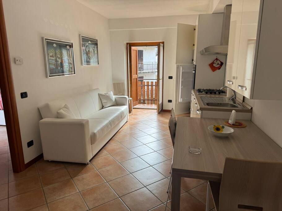 Suite Panoramica Casa Vacanza Di Alex G Oltre il Colle Eksteriør bilde