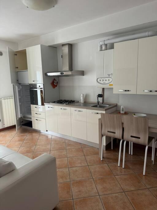 Suite Panoramica Casa Vacanza Di Alex G Oltre il Colle Eksteriør bilde