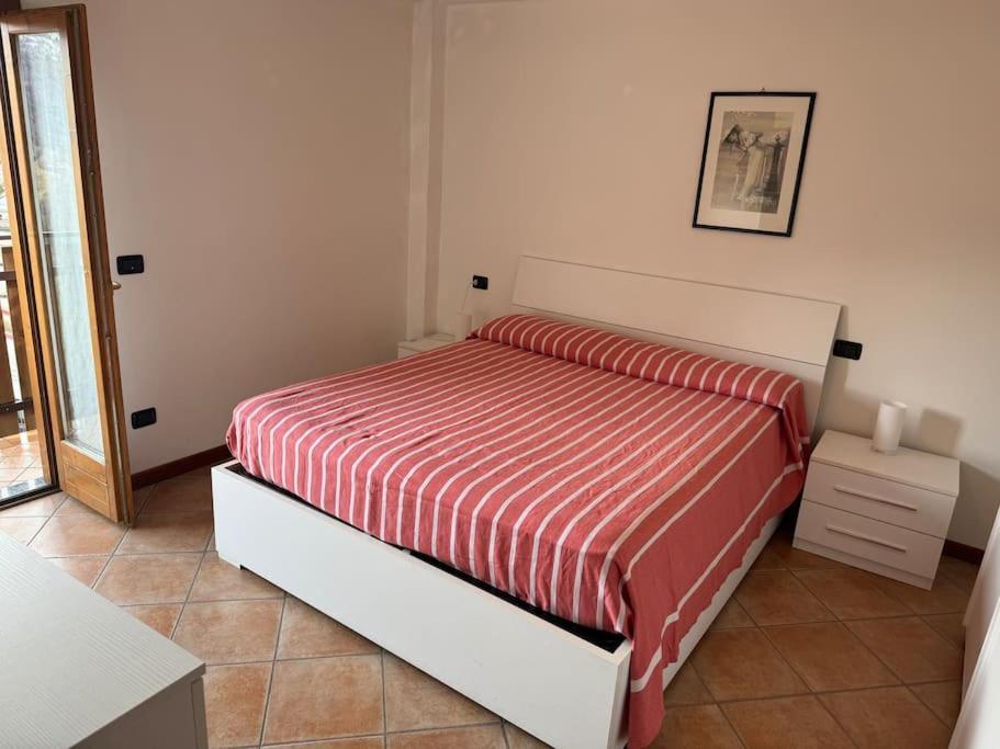 Suite Panoramica Casa Vacanza Di Alex G Oltre il Colle Eksteriør bilde