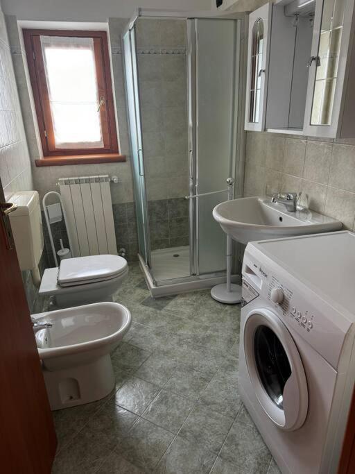 Suite Panoramica Casa Vacanza Di Alex G Oltre il Colle Eksteriør bilde