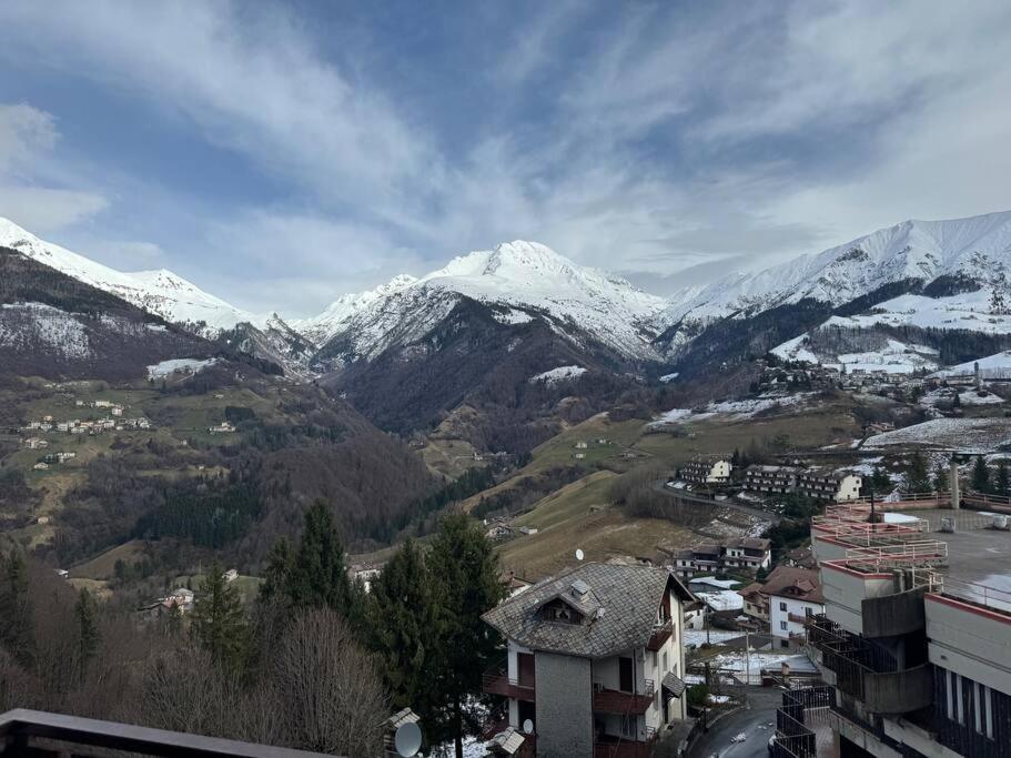 Suite Panoramica Casa Vacanza Di Alex G Oltre il Colle Eksteriør bilde