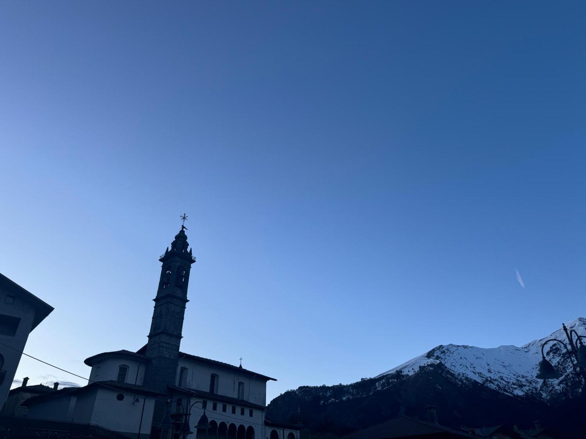 Suite Panoramica Casa Vacanza Di Alex G Oltre il Colle Eksteriør bilde