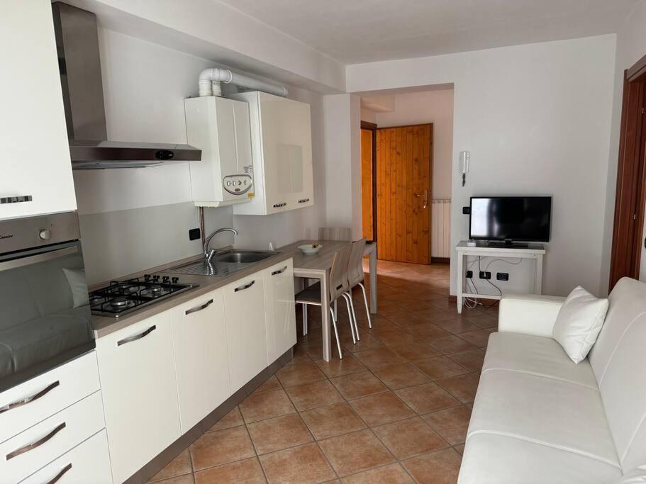 Suite Panoramica Casa Vacanza Di Alex G Oltre il Colle Eksteriør bilde